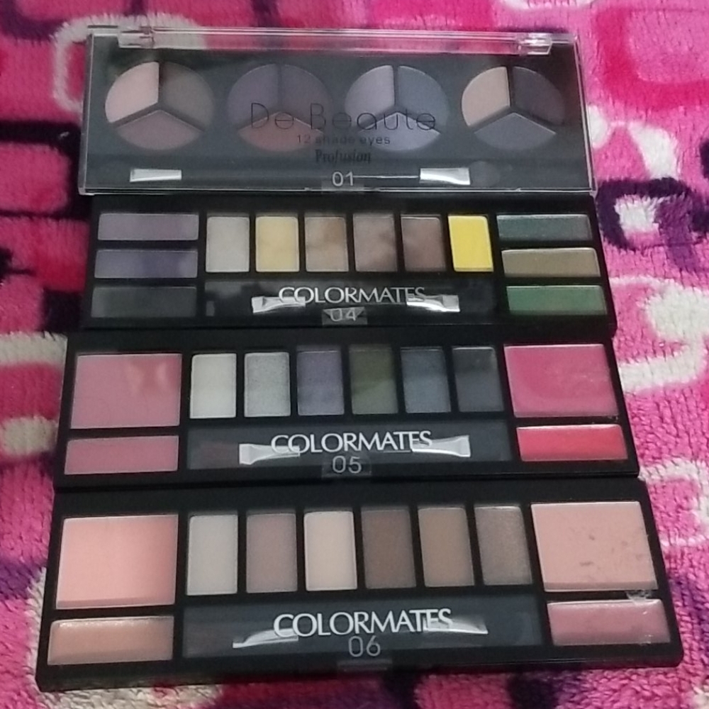 Makeup palette